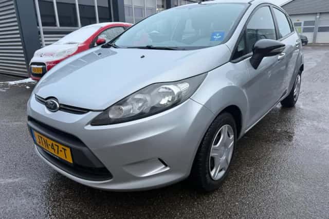 Ford Fiesta (2009) thumbnail 1
