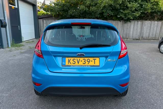 Ford Fiesta (2009) thumbnail 5