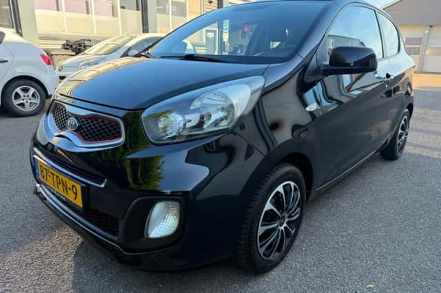 Kia Picanto (2012) thumbnail 1