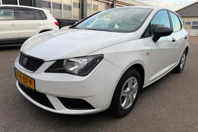 SEAT Ibiza (2013) thumbnail 1