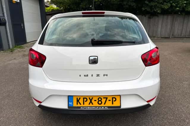 SEAT Ibiza (2013) thumbnail 5