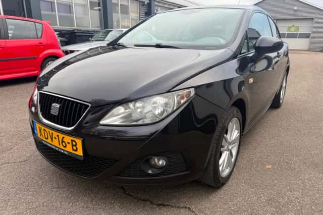 SEAT Ibiza (2010) thumbnail 1