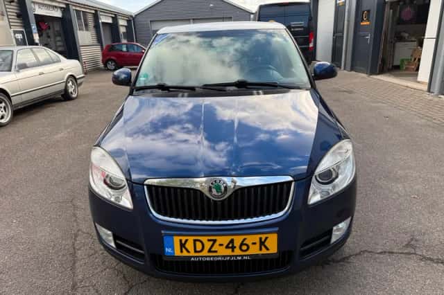Škoda Fabia (2008) thumbnail 2
