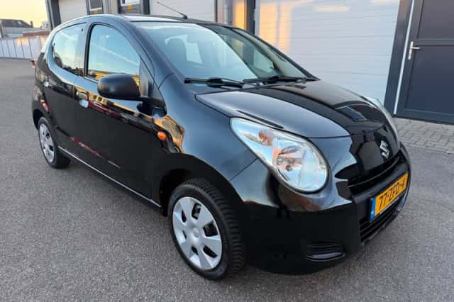 Suzuki Alto (2012) thumbnail 3
