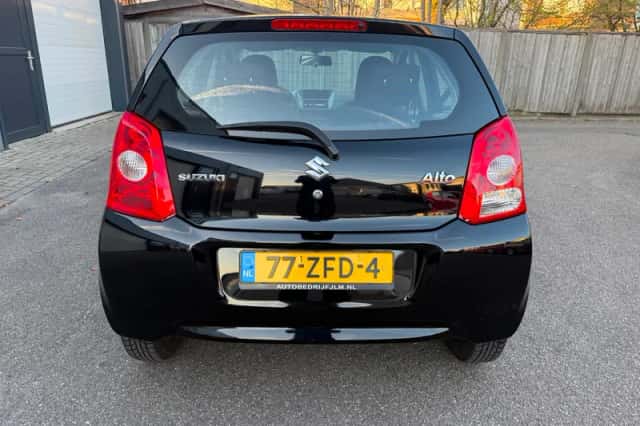 Suzuki Alto (2012) thumbnail 5