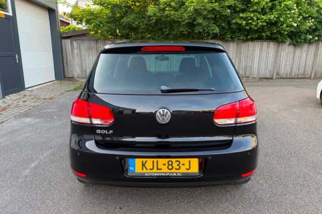 Volkswagen Golf (2012) thumbnail 5