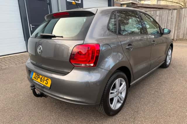 Volkswagen Polo (2010) thumbnail 4