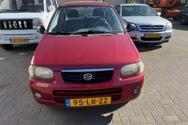 Suzuki Alto (2003) thumbnail 1