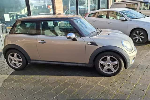 MINI Cooper (2008) thumbnail 2