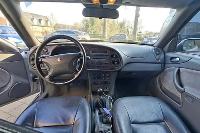 Saab 9-3 (2000) thumbnail 4