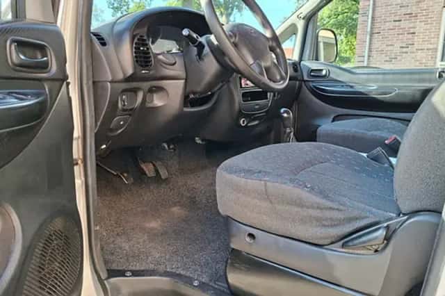 Hyundai H200 (2000) thumbnail 5
