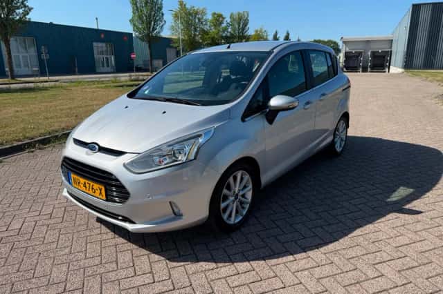 Ford B-Max (2017) thumbnail 1