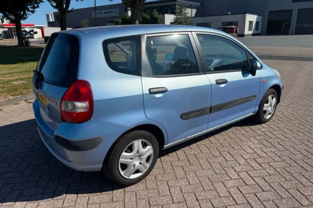 Honda Jazz (2003) thumbnail 6