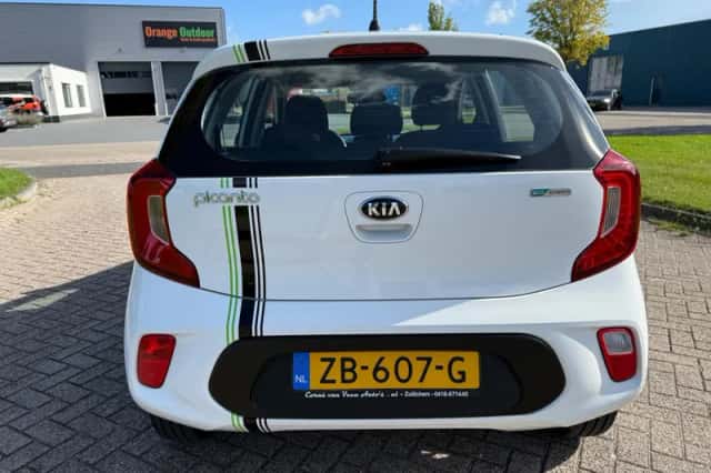 Kia Picanto (2019) thumbnail 4