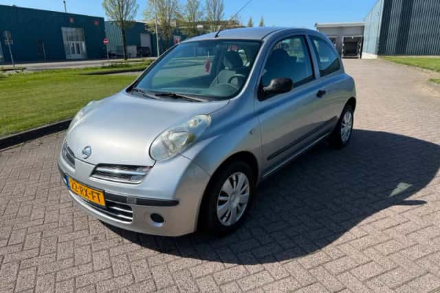 Nissan Micra (2005) thumbnail 1