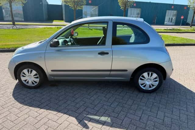 Nissan Micra (2005) thumbnail 3