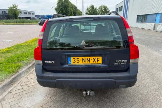 Volvo XC70 (2004) thumbnail 6