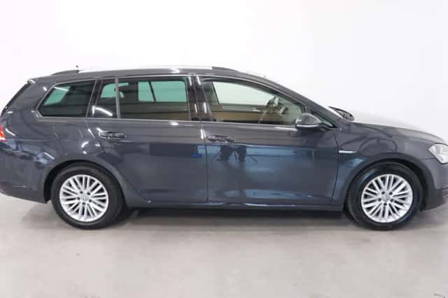 Volkswagen Golf (2016) thumbnail 5