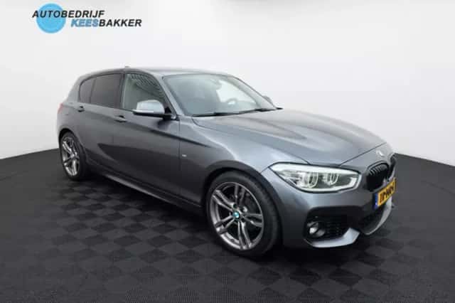 BMW 1-Serie (2018) thumbnail 3