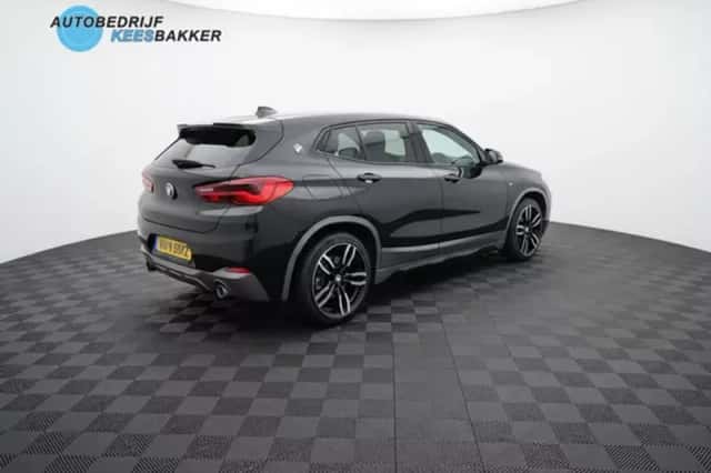 BMW X2 (2019) thumbnail 6