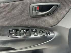 Hyundai Tucson (2008) thumbnail 30
