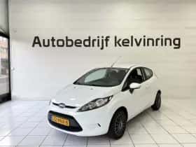 Ford Fiesta (2011) thumbnail 2