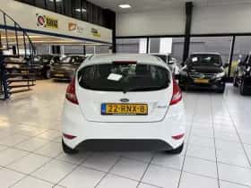 Ford Fiesta (2011) thumbnail 14