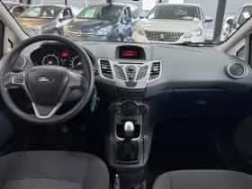 Ford Fiesta (2011) thumbnail 18