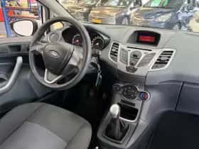 Ford Fiesta (2011) thumbnail 20