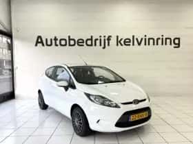Ford Fiesta (2011) thumbnail 3