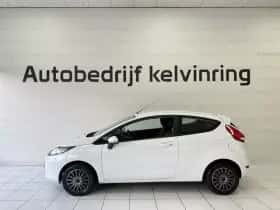 Ford Fiesta (2011) thumbnail 6