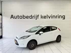 Ford Fiesta (2011) thumbnail 10
