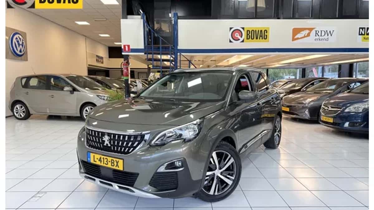 Peugeot 3008 (2018) — foto 1