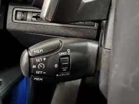 Peugeot 3008 (2018) thumbnail 30