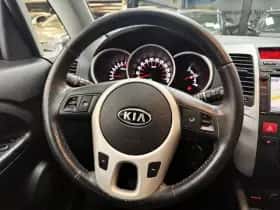 Kia Venga (2011) thumbnail 26