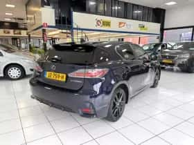 Lexus CT (2016) thumbnail 13