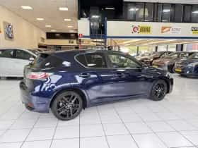 Lexus CT (2016) thumbnail 15