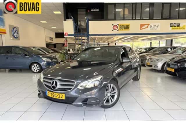Mercedes-Benz E-Klasse (2013) thumbnail 1