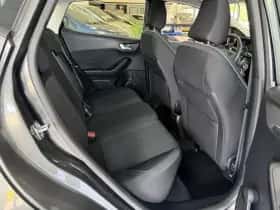 Ford Fiesta (2018) thumbnail 22