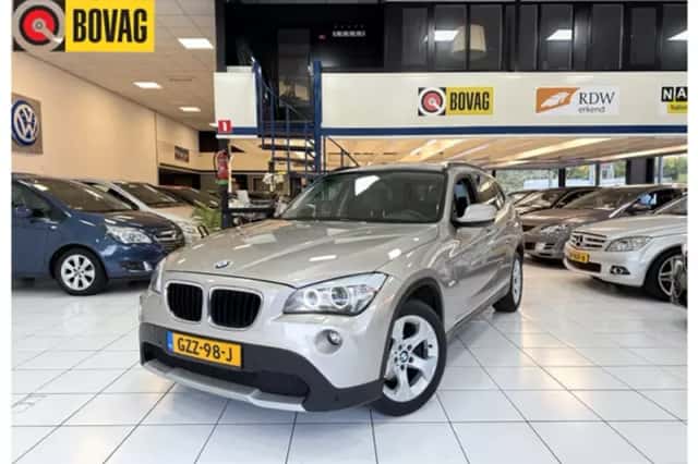 BMW X1 (2012) thumbnail 1