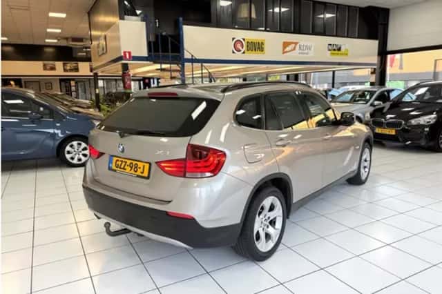BMW X1 (2012) thumbnail 13