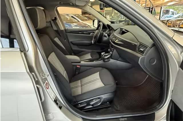 BMW X1 (2012) thumbnail 19