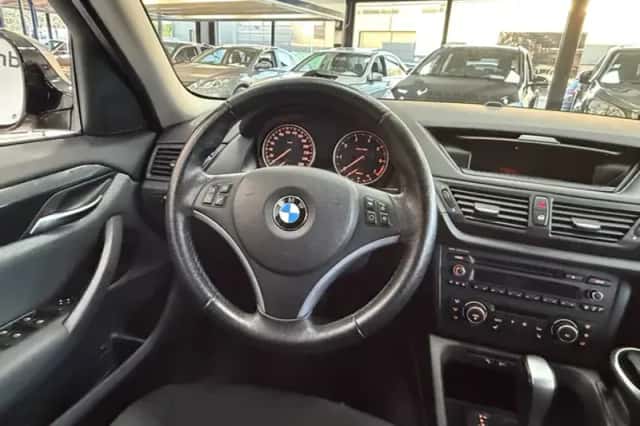 BMW X1 (2012) thumbnail 21