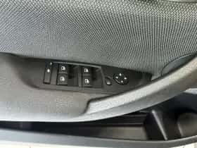BMW X1 (2012) thumbnail 23