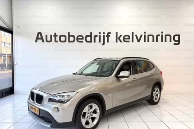 BMW X1 (2012) thumbnail 8
