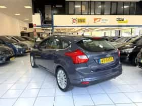 Ford Focus (2011) thumbnail 14