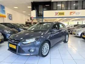 Ford Focus (2011) thumbnail 4