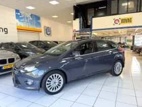 Ford Focus (2011) thumbnail 5