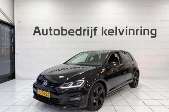 Volkswagen Golf (2013) thumbnail 2