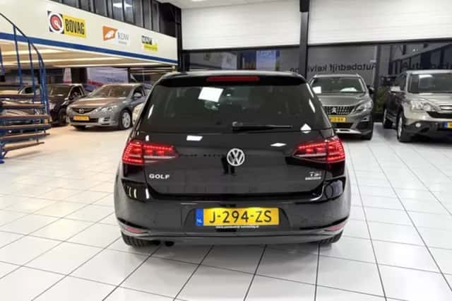 Volkswagen Golf (2013) thumbnail 12